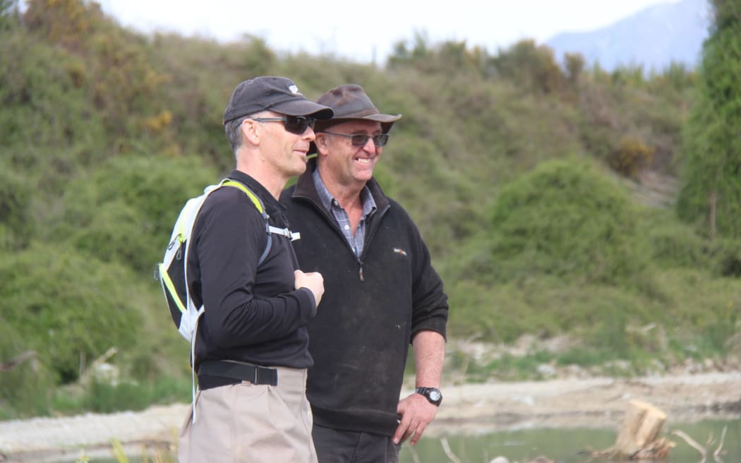 Hekeo Hinds Water Enhancement Trust executive director, Brett Painter and chair Peter Lowe.