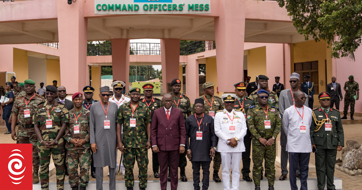 West African bloc meets Niger's ousted president, junta leader in Niamey