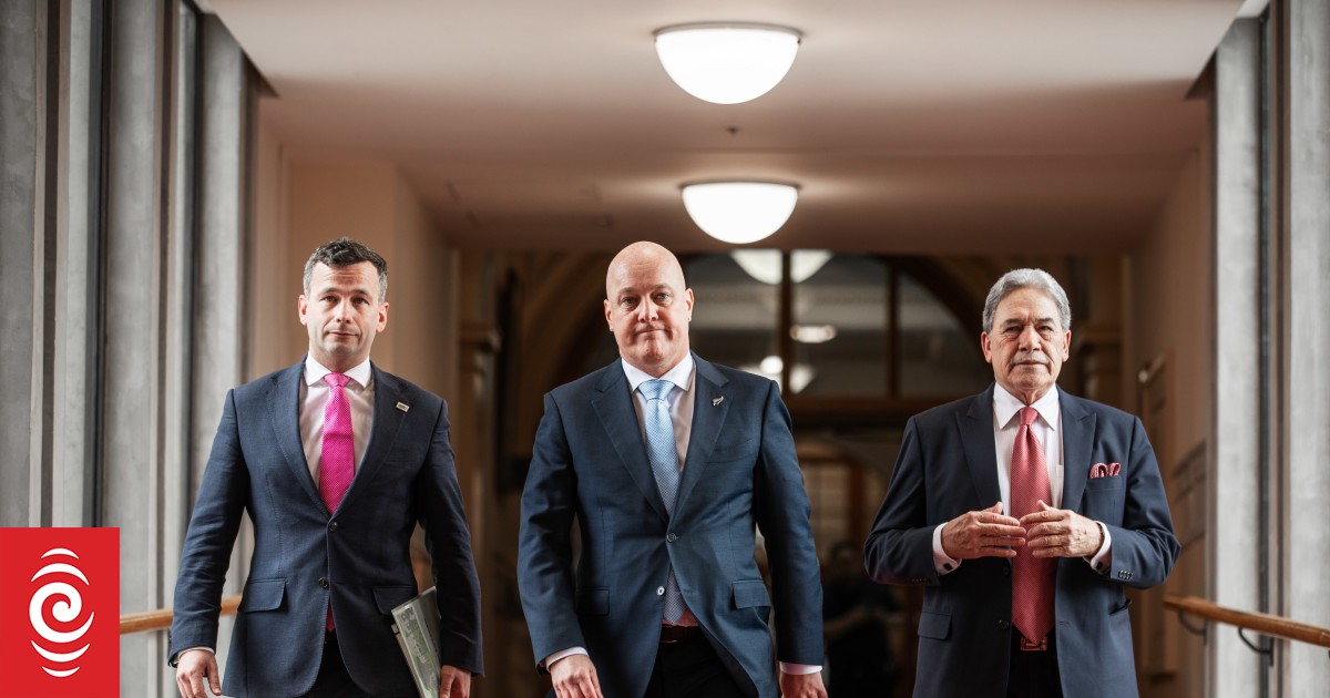 Christopher Luxon has 'every confidence' in Cabinet, after papers leaked - Vimarsana News