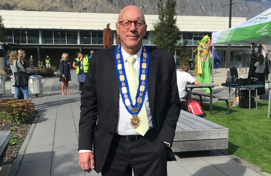 Queenstown Lakes Mayor Jim Boult Not Standing For Re Election Rnz News