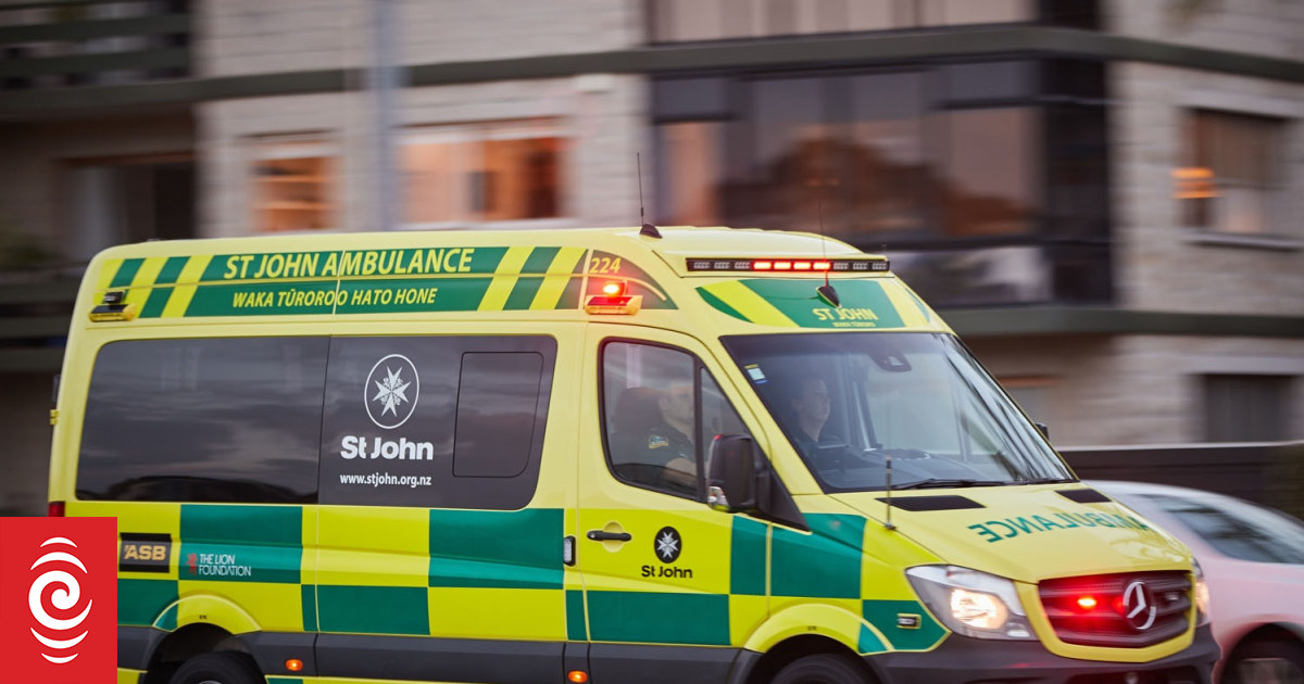Several people believed to be seriously injured in Napier crash