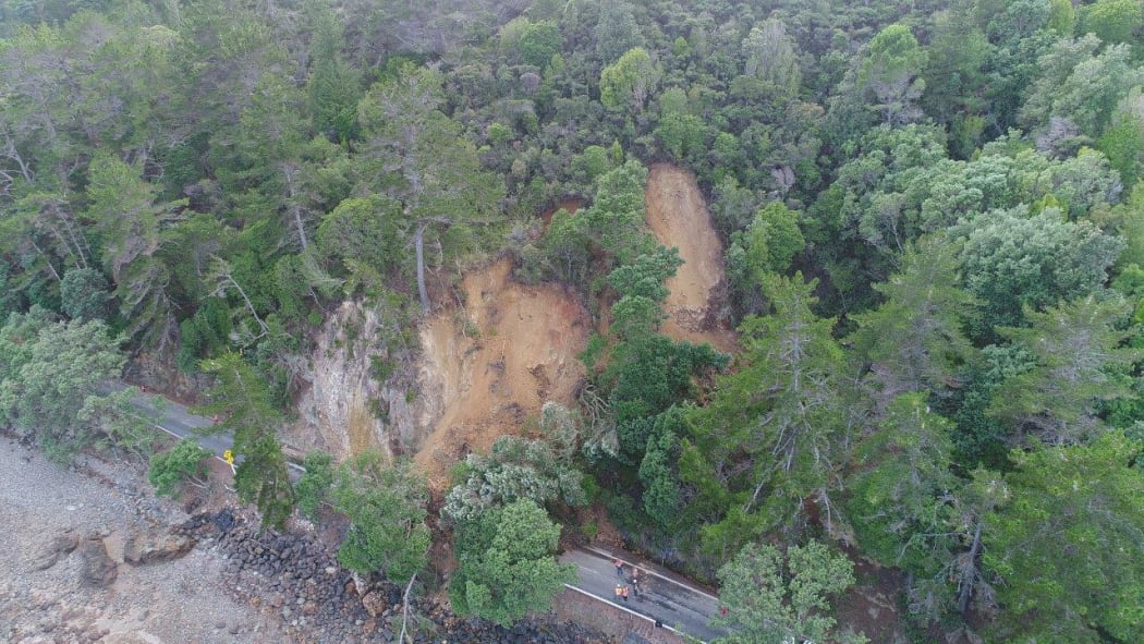A slip of more than 1000 cubic metres came down at Ruamahanga.