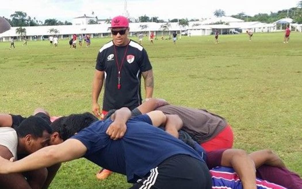 Former Manu Samoa captain Mahonri Schwalger taking a scrum session at the Rugby Academy of Samoa.