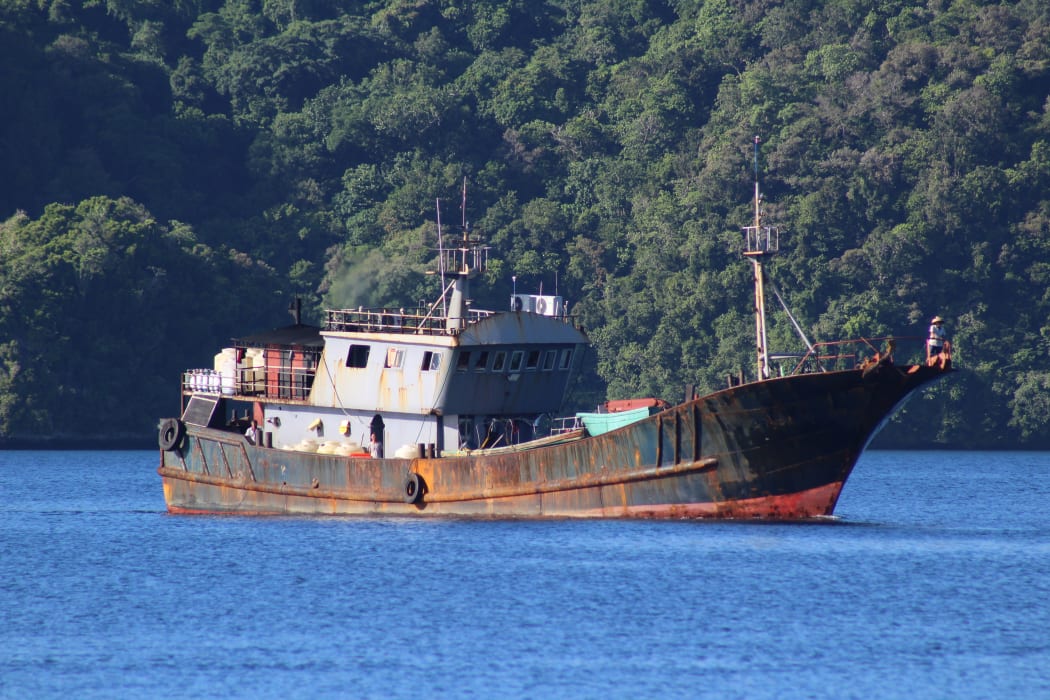 Chinese Fisherman Porn - Palau investigates detained Chinese fishing vessel and crew | RNZ News