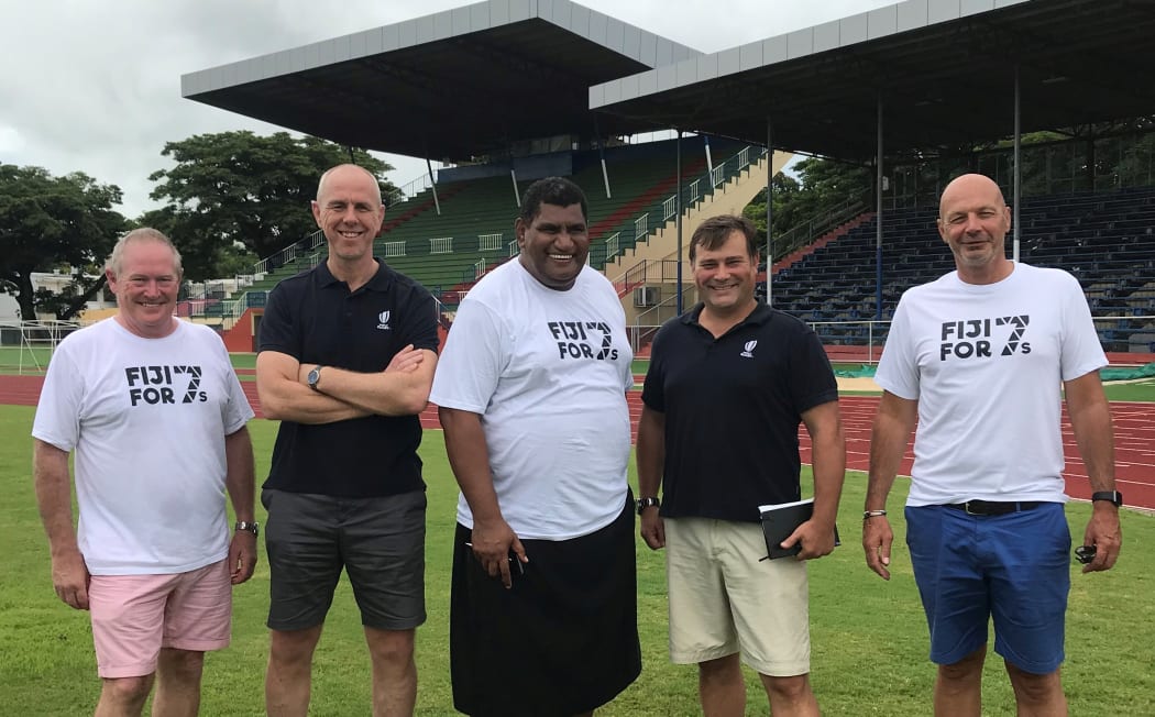 Mark Egan (2L) and Peter Horne (2R) were in Suva to review progress in the FRU's bid to host a World Series leg.