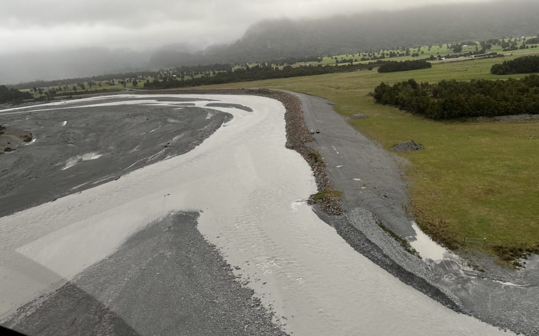 A stop bank system on the Waiho River's south bank protects the farming area. This stop bank and others several kilometres upstream will be removed progressively - but in the meantime, the West Coast Regional Council has to ensure the safety of residents still living there.