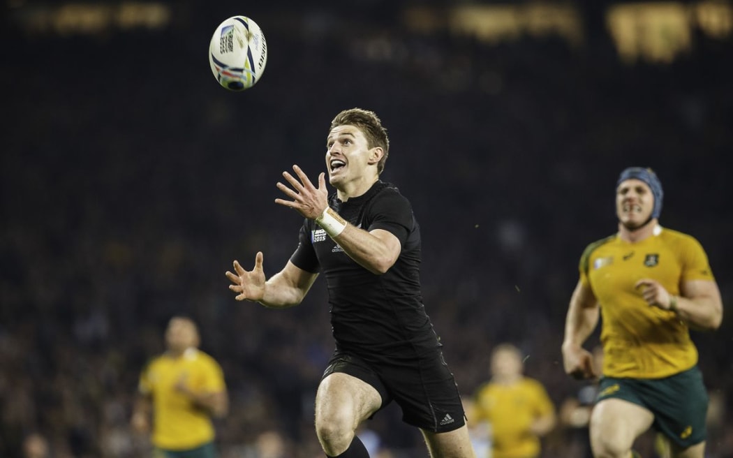 Beauden Barrett scores a sensational try in the Rugby World Cup final.
