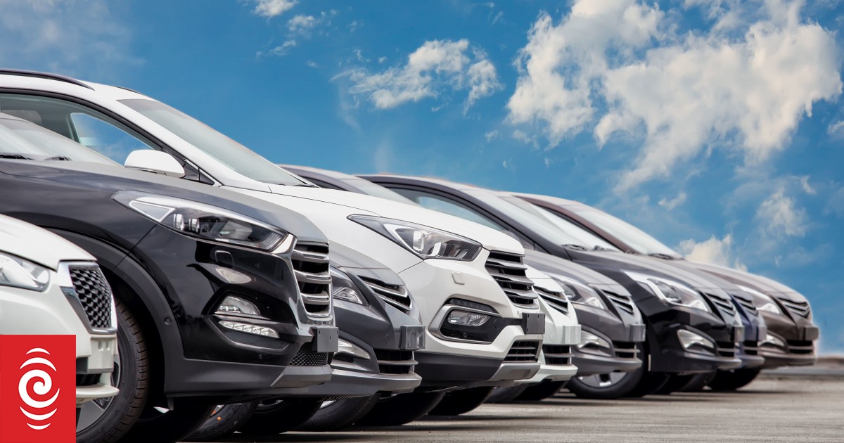 Motor industry predicts used car prices will rise up to 25% under Clean Car Standard | RNZ News