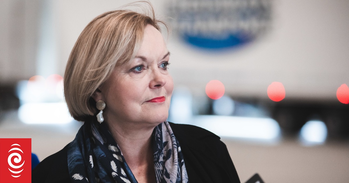 National would set a target to get unemployment down to 4 by 2025