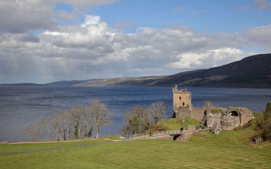Urquhart Castle, built 13th - 16th centuries, on the shores of Loch Ness in the Great Glen, Highlands, Scotland. The castle was captured by Edward I of England in 1296 during the Wars of Scottish Independence and was destroyed by government troops in the Jacobite Risings.