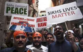 Members of Pakistan's Sikh community take part in a protest in Peshawar on September 20, 2023, following the killing in Canada of Sikh leader Hardeep Singh Nijjar. India on September 19 rejected the "absurd" allegation that its agents were behind the killing of a Sikh leader in Canada, after Prime Minister Justin Trudeau's bombshell accusation sent already sour diplomatic relations to a new low. (Photo by Abdul MAJEED / AFP)
