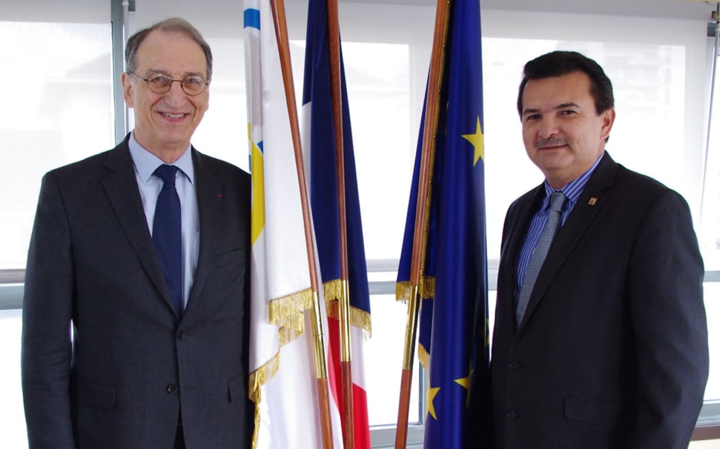 Head of the French Olympic Committee Denis Massiglia and the French Polynesia Sports Minister, Rene Temeharo.