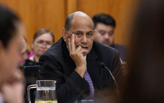 Labour MP Willie Jackson answering questions in Select Committee during the 2023 Estimates Hearings.