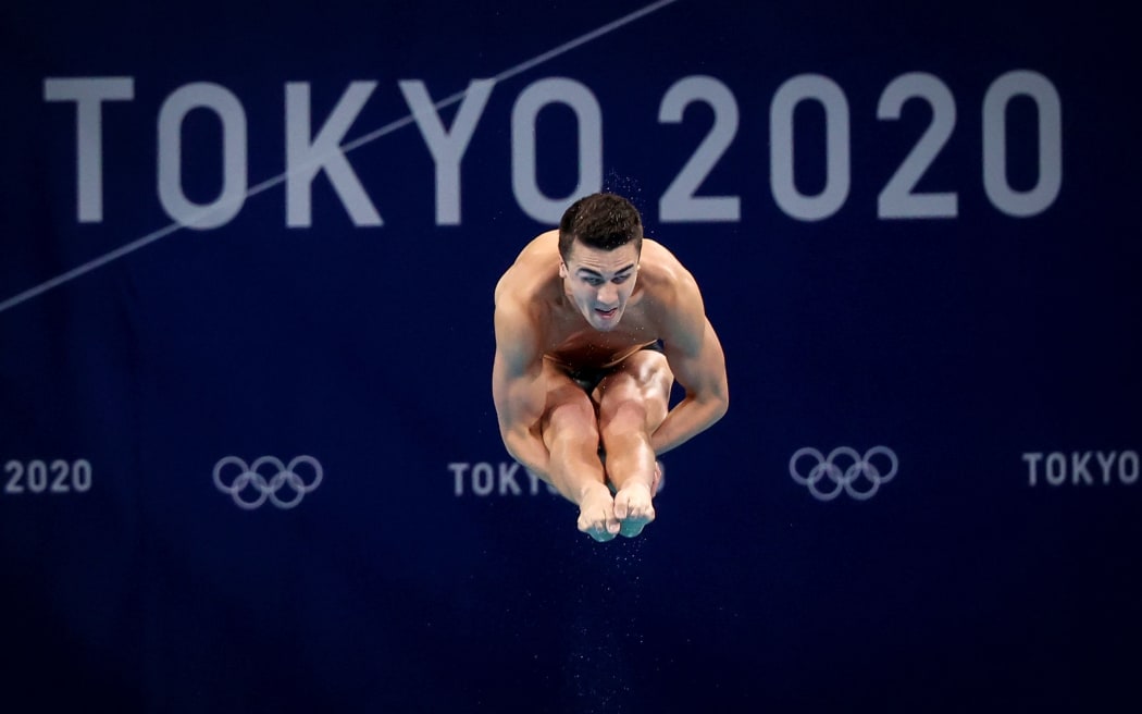 Eight Diving