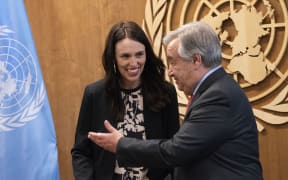 UN Secretary-General Antonio Guterres greets Prime Minister Jacinda Ardern at the United Nations in New York 23 Sept 2018.