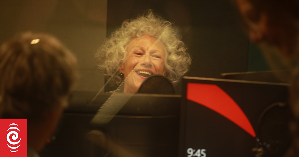 Playing Favourites with Kim Hill - Vimarsana News