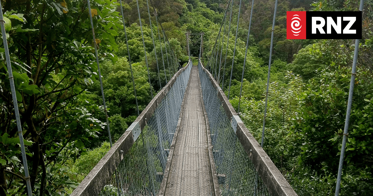 Bridge plunge blamed on manufacturing fault - Vimarsana News