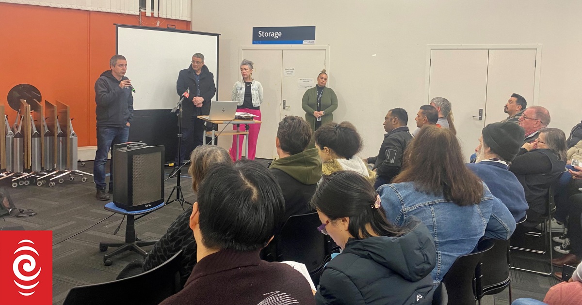 'Bureaucratic bulls***": West Aucklanders furious with council over flood buyouts - Vimarsana News