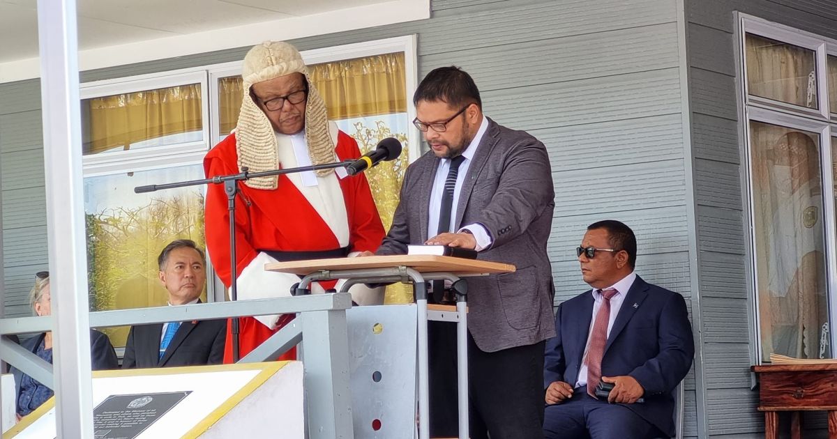 Nauru's new President takes oath RNZ News