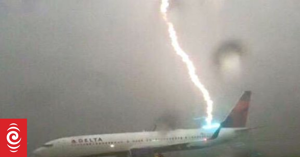 What happens when a plane is struck by lightning? | RNZ News