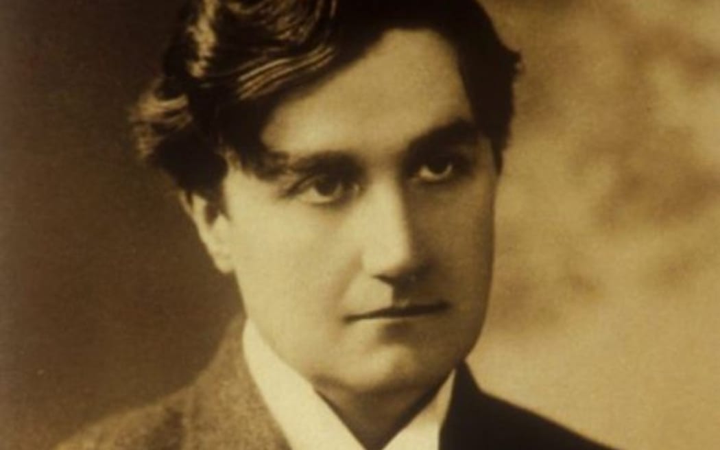 Head and shoulders photograph of English composer Ralph Vaughan Williams.