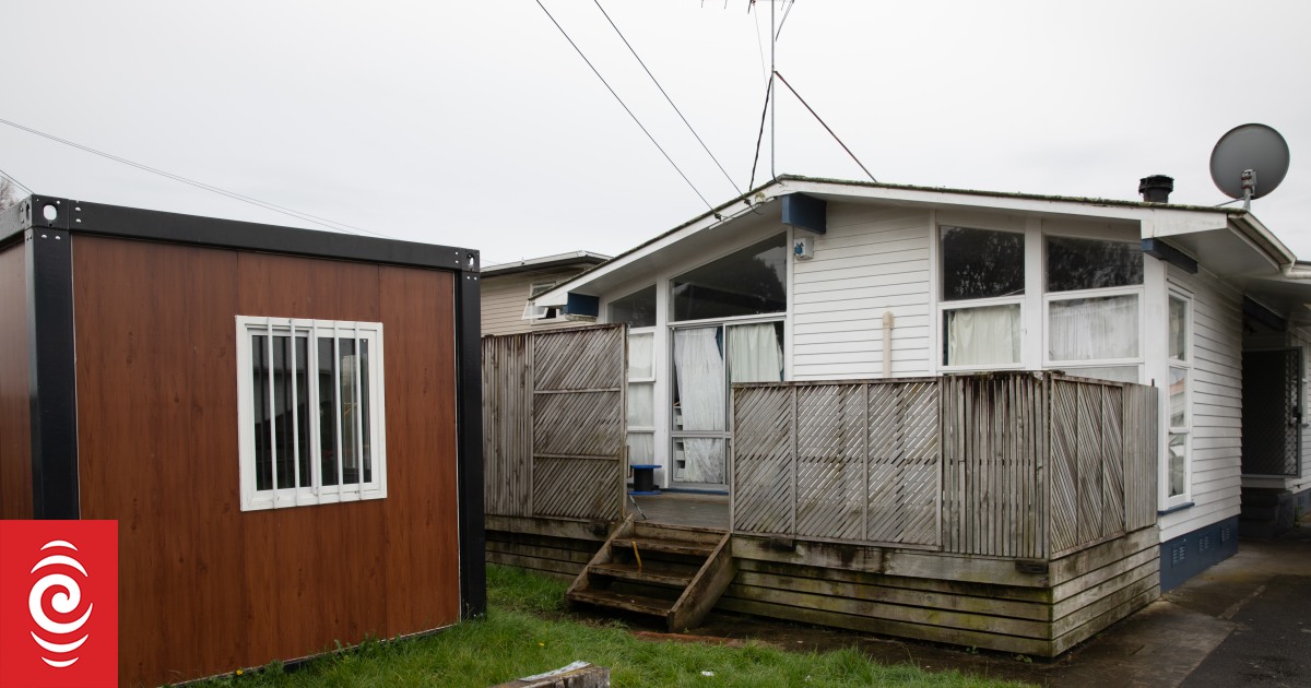 Migrant workers evade eviction from Auckland property under investigation - Vimarsana News