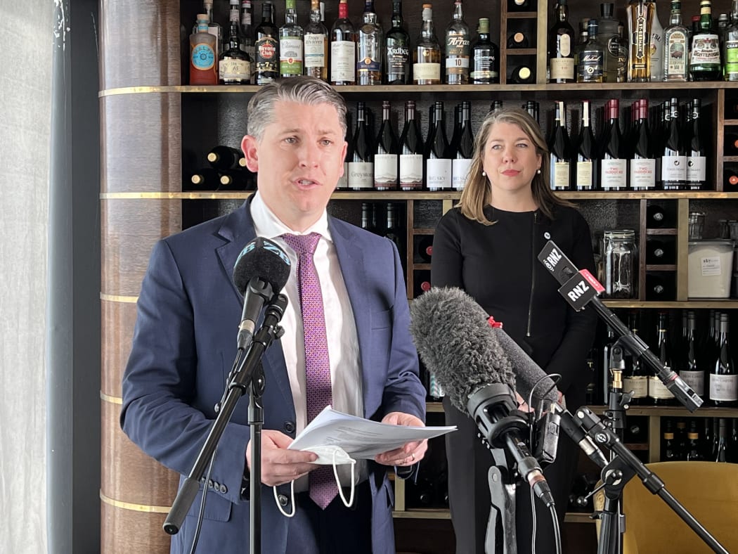 Thousands of extra workers to be allowed into New Zealand