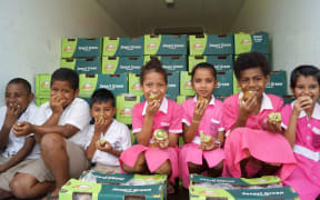 Nine tonnes of kiwifruit is being distributed to schools mainly around Suva.