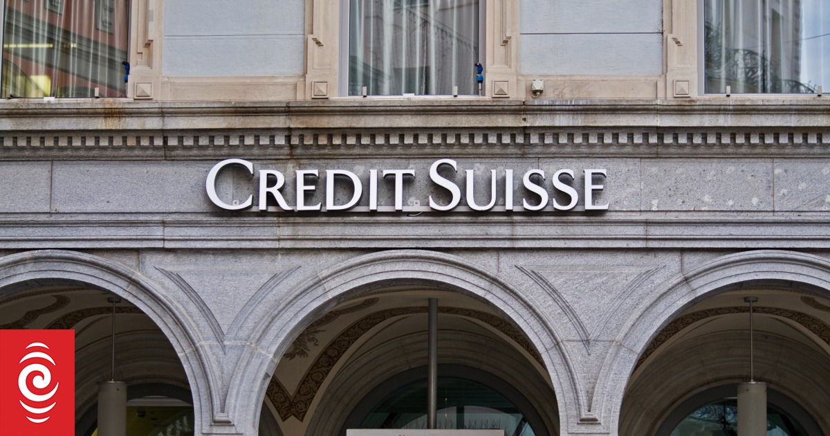Credit Suisse: Mówi się, że UBS prowadzi rozmowy o przejęciu ze swoim niespokojnym rywalem