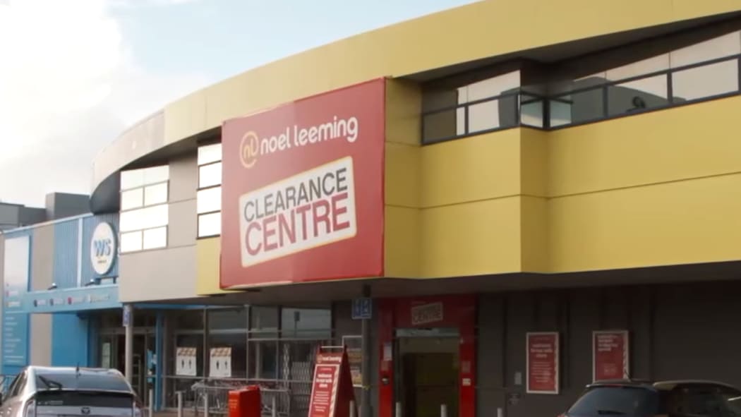 Noel Leeming warned over delivery promises RNZ News