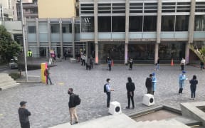 Covid testing queues Auckland University