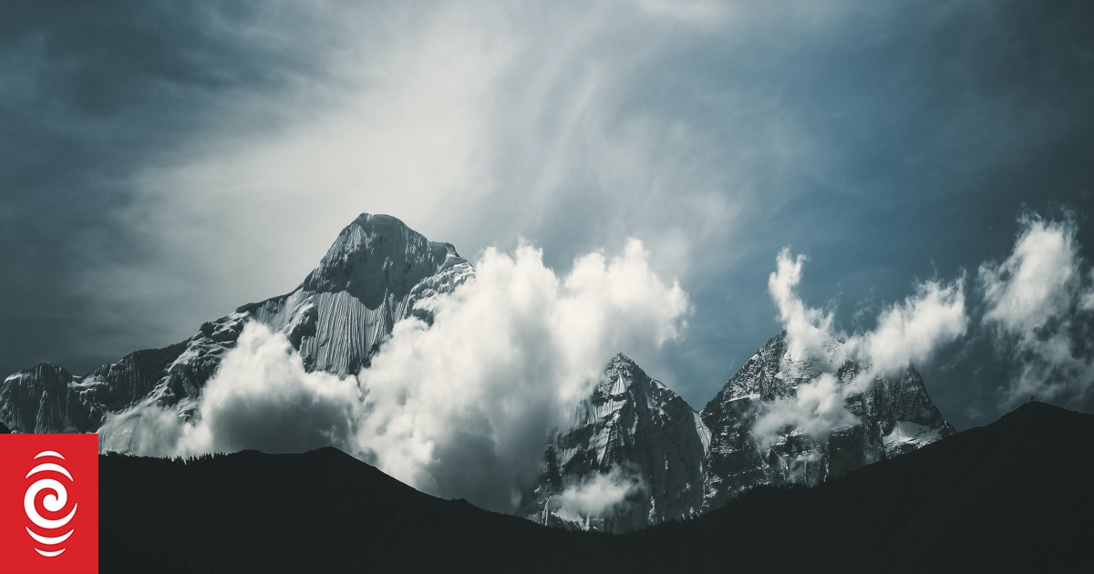 Nepali community ramps up campaign for Everest Day ahead of election - Vimarsana News