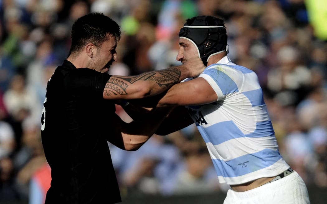 New Zealand's Josh Lord and Argentina's Tomás Lavanini struggle during the Rugby Championship 2023 first round match between the Pumas and the All Blacks at the Malvinas Argentinas stadium in Mendoza, Argentina.
