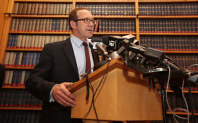 Andrew Little has said he wants all four of his contenders for Labour Party leadership to hold senior roles.