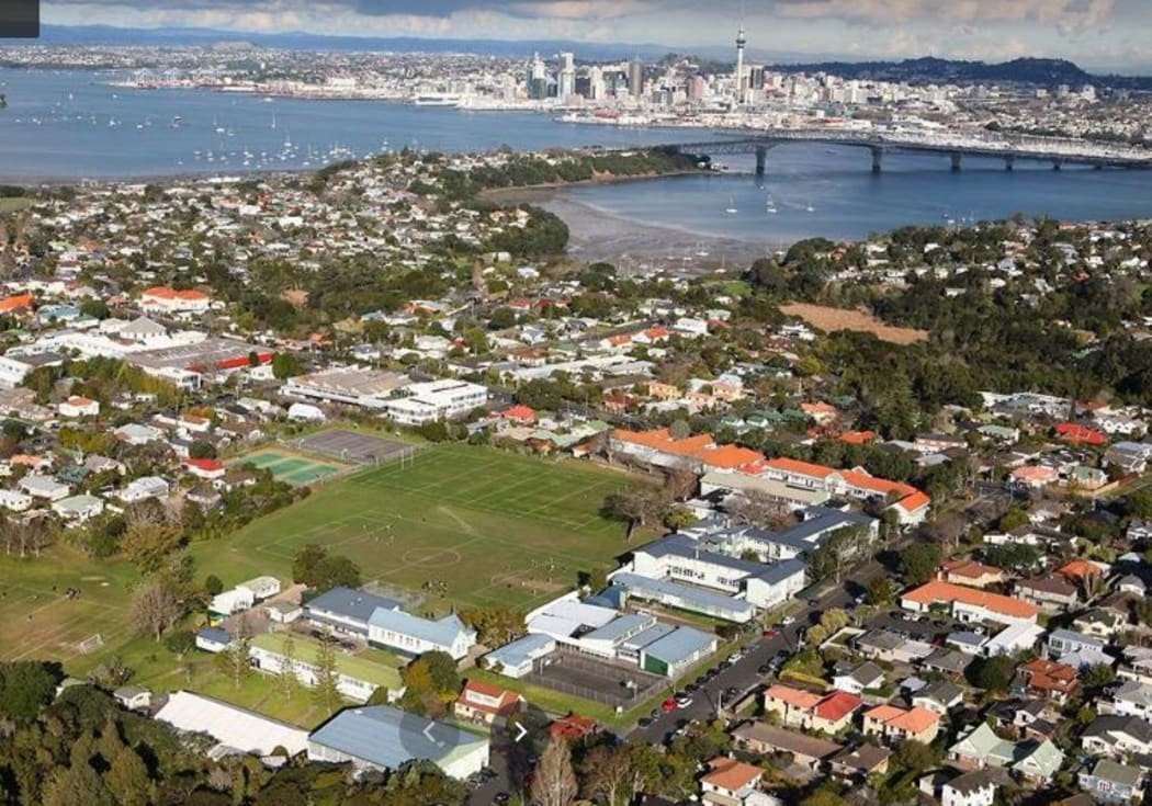 Student at Auckland's Northcote College tests positive for Covid19