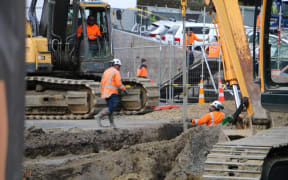 A main sewer line collapsed in Auckland, leaving a massive sinkhole 13 metres deep on a private property on St Georges Bay Road, Parnell, Auckland. 27 September 2023.