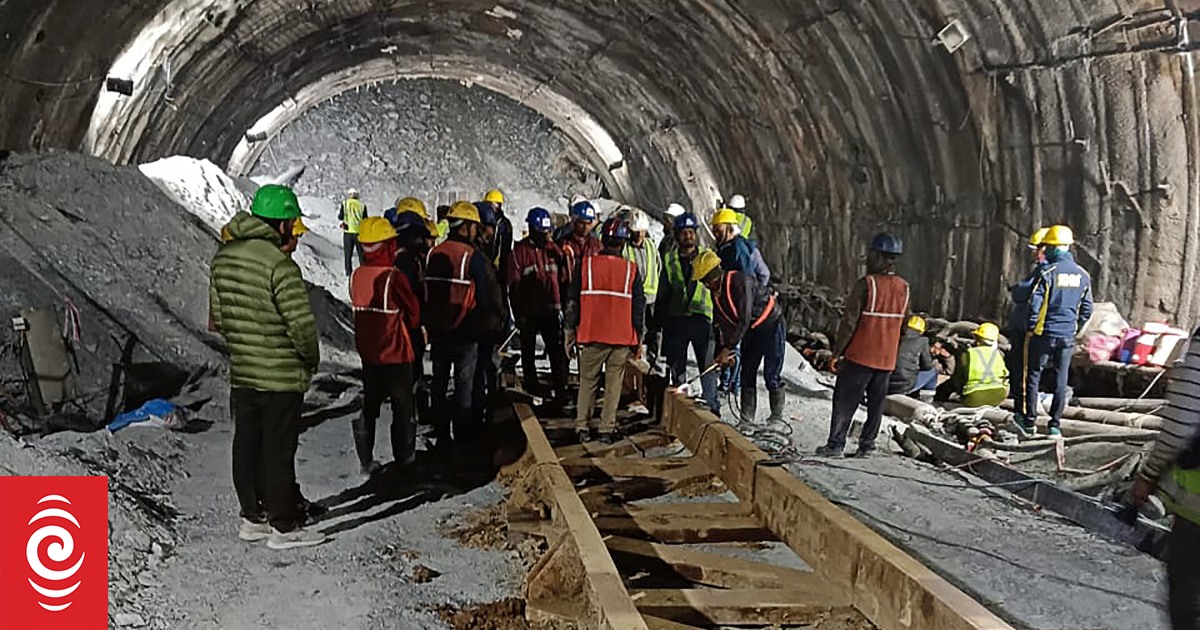 India rescuers work to save 40 workers trapped in collapsed tunnel - Vimarsana News