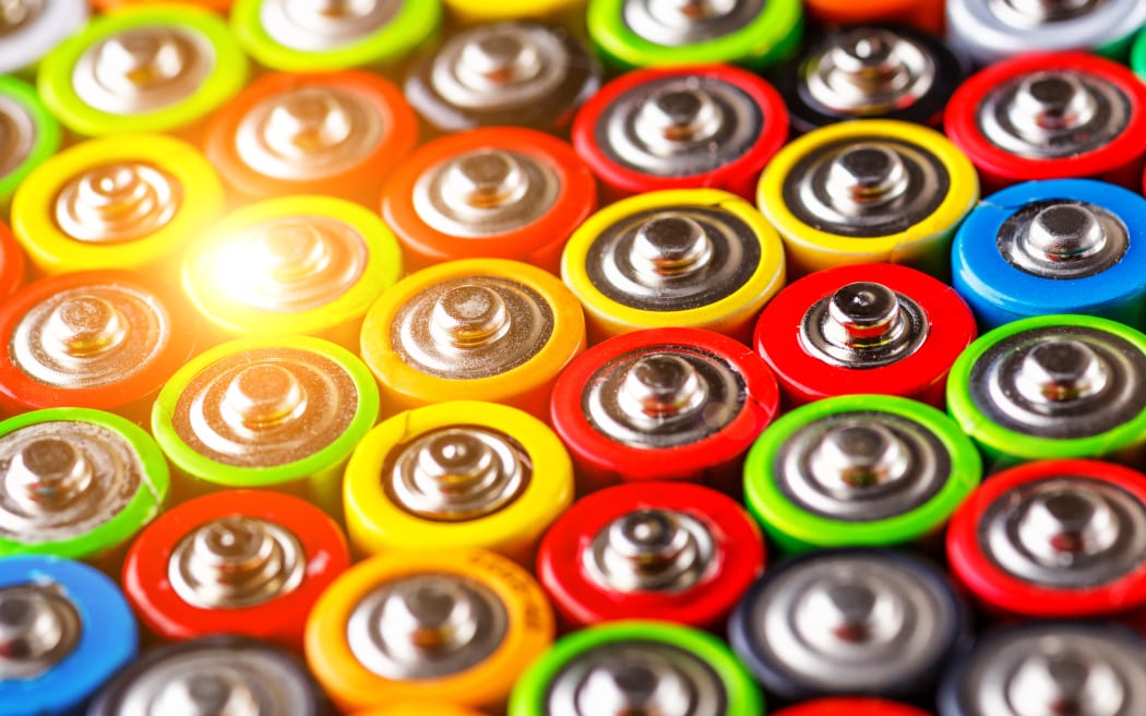 Lithium batteries pose a problem at the end of their use.