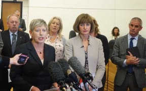 Lianne Dalziel speaks to reporters after today's meeting.