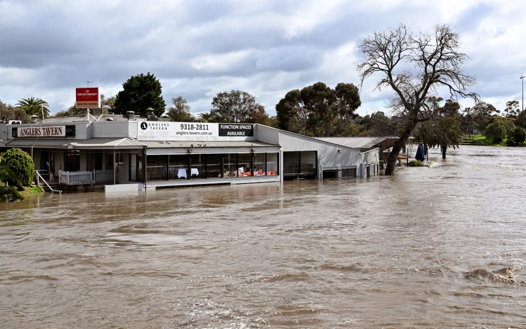 Hundreds Rescued From Floods In Victoria As Warnings Continue Rnz News