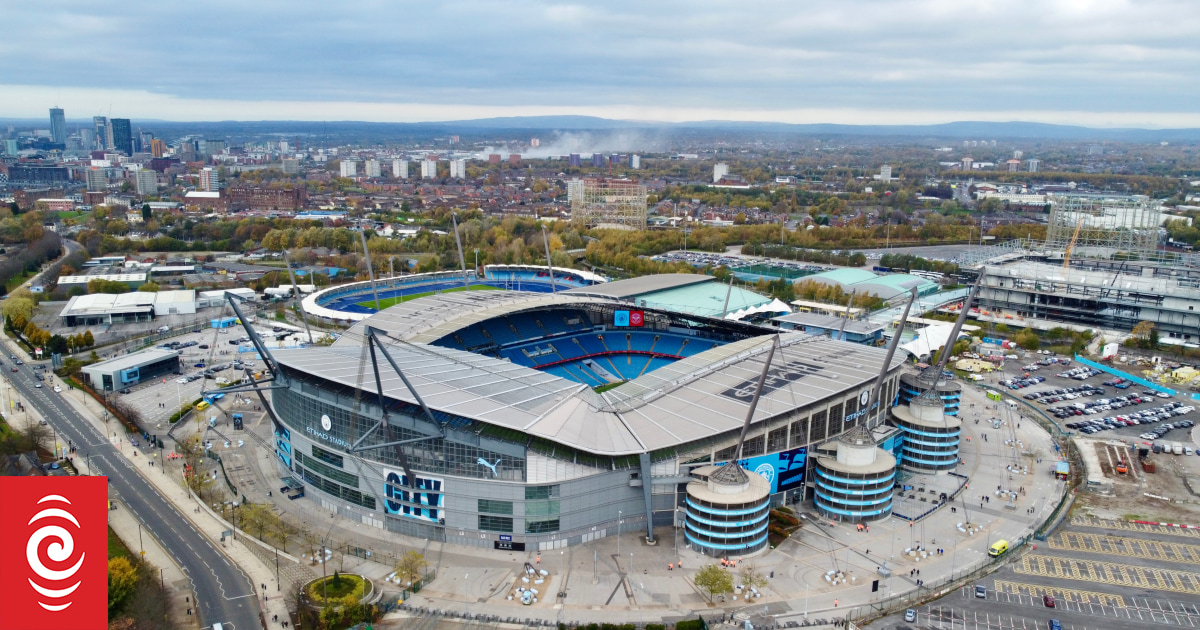 Manchester City to increase size of Etihad Stadium