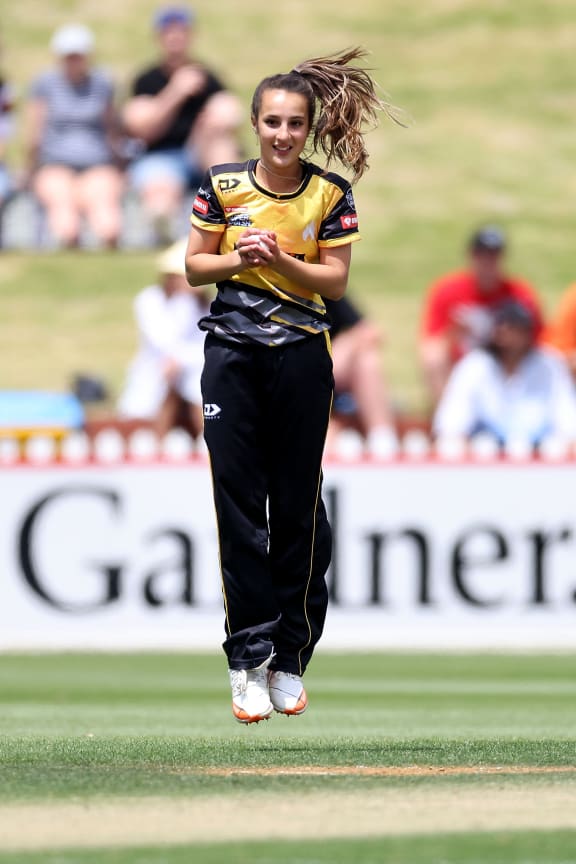 Cricket: Blaze spinner Xara Jetly strikes a chord | RNZ News