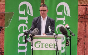 'This is it' - Shaw, Greens throw down gauntlet on climate change