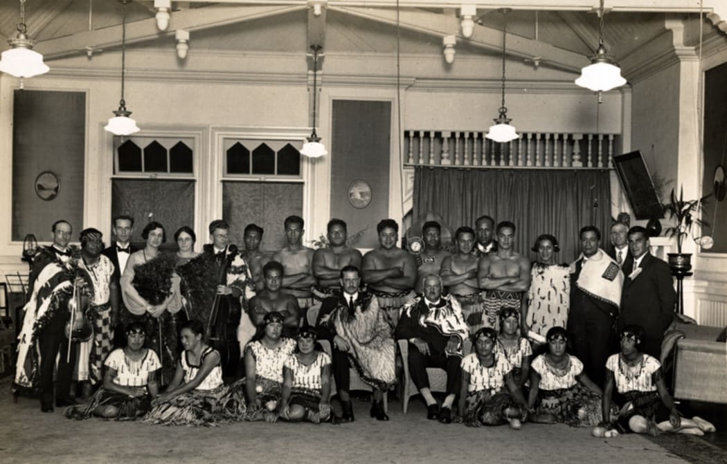 Whanganui Concert Party at 2YA Wellington, 06 February 1928.