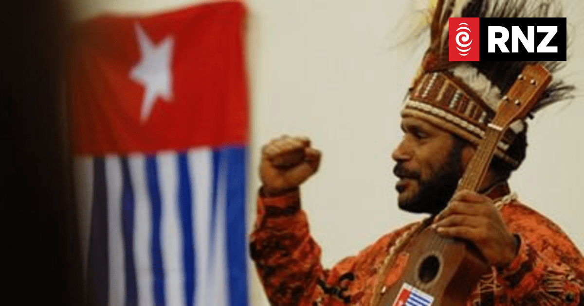 Benny Wenda stands down as head of Papua liberation group - Vimarsana News