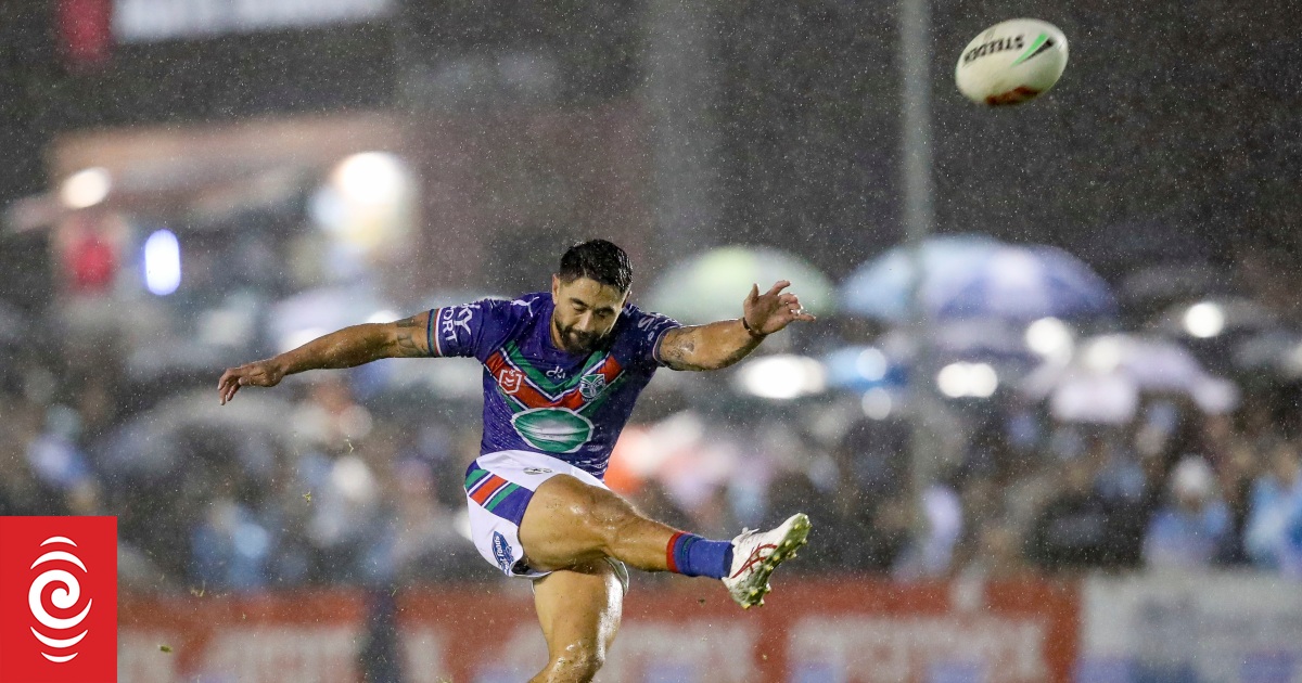 NRL: Warriors come back from death to defeat Sharks