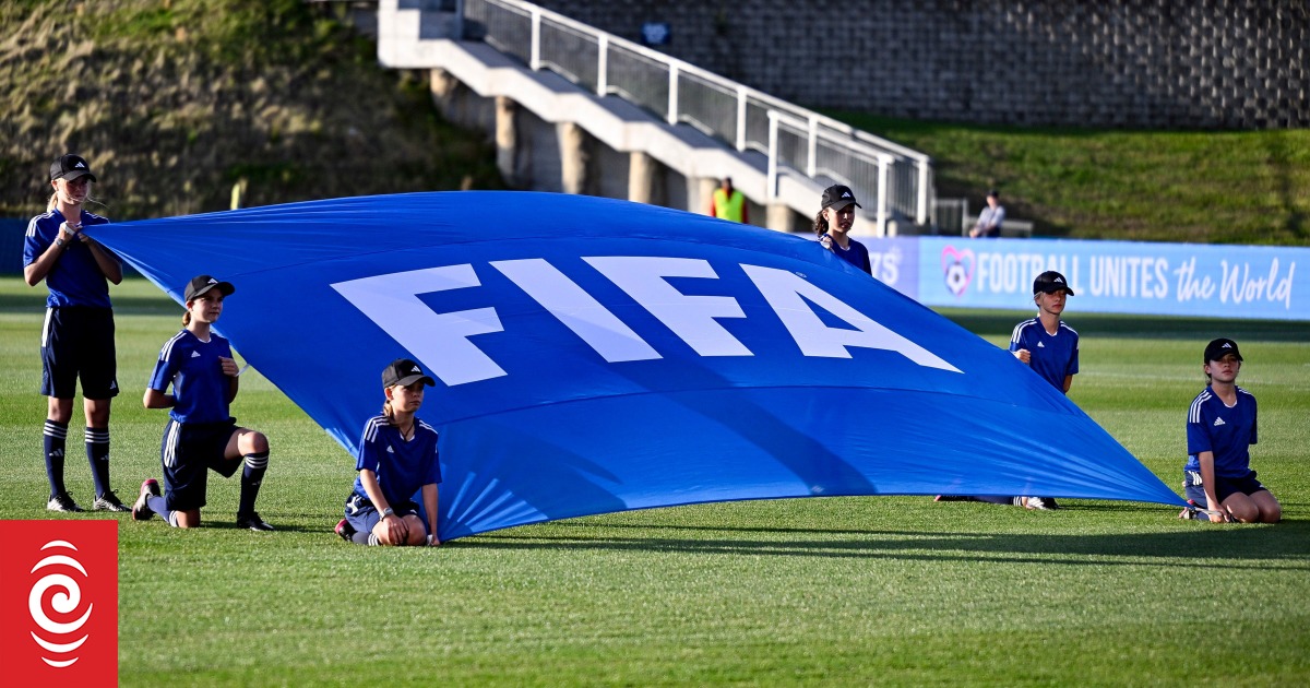 Indonesia dicabut haknya untuk menyelenggarakan Piala Dunia setelah menolak menjadi tuan rumah Israel