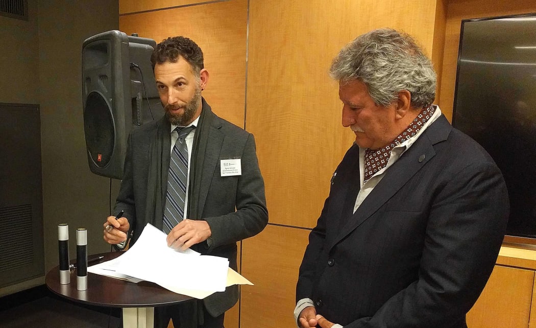 Minister Jean-Christophe Bouissou (right) with Randolph Hencken (left) of the Seasteading Institute at the signing of the memorandum of understanding of the floating island project.