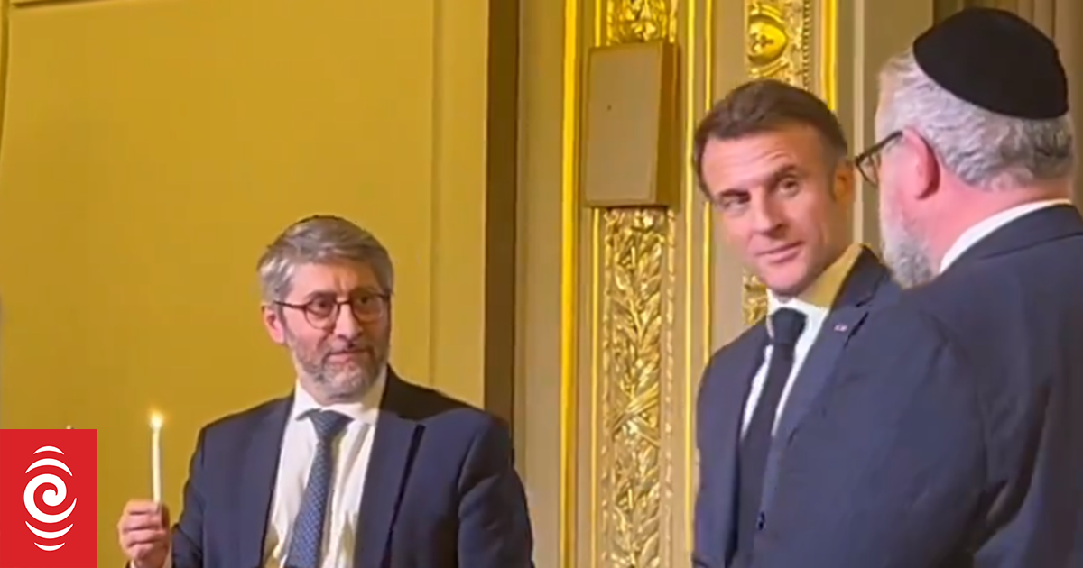 France's Emmanuel Macron buffeted from all sides in row over secularism - Vimarsana News