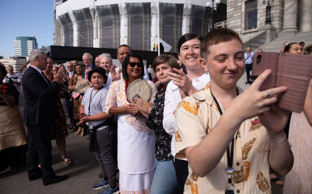 Crowds applaud outgoing PM Jacinda Ardern as she leaves parliament for the final time as Prime Minister